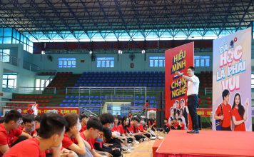 Launching career orientation HNET School Tour for K-12 students in Quang Ninh province